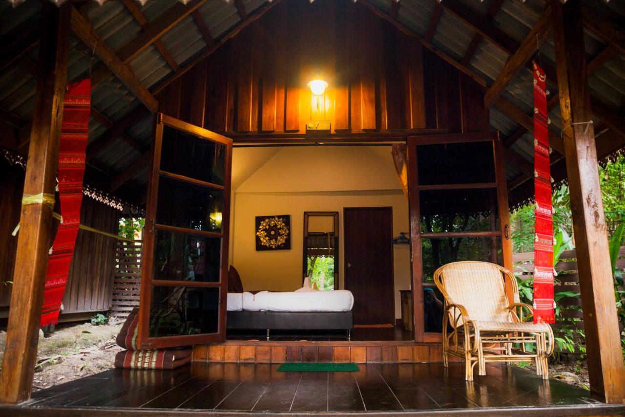 Lipe Sunset Forest Resort Exterior photo